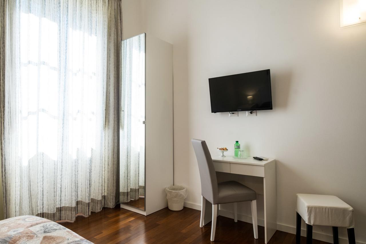 Ai Lattarini House Bed & Breakfast Палермо Екстериор снимка