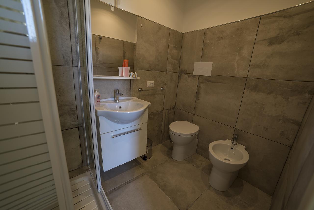 Ai Lattarini House Bed & Breakfast Палермо Екстериор снимка